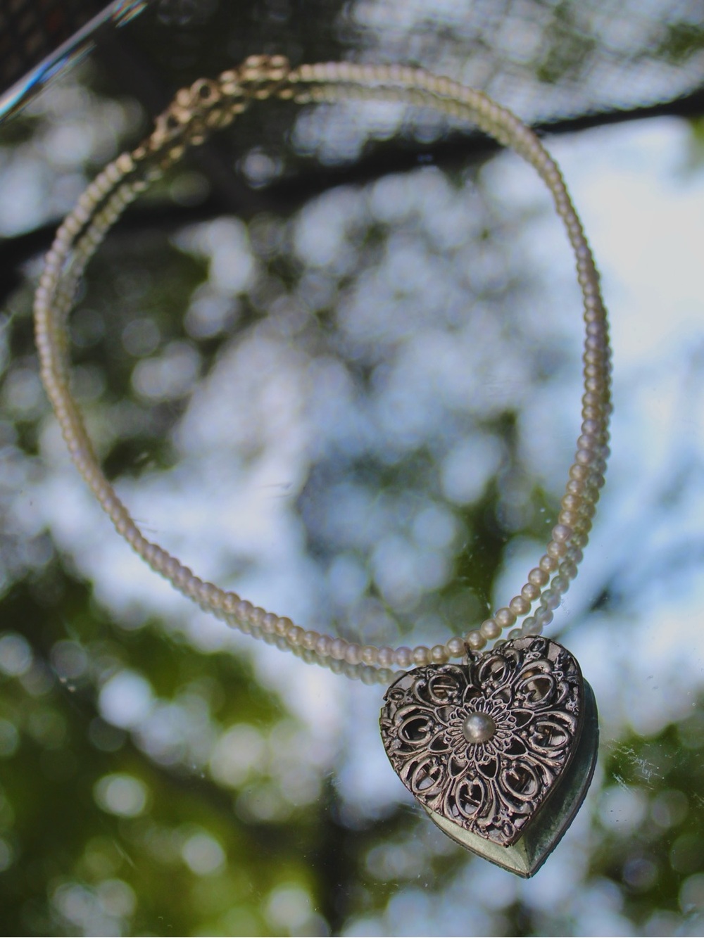 VTG Coquette Silver Filigree Heart Locket Pearl Bead Necklace
